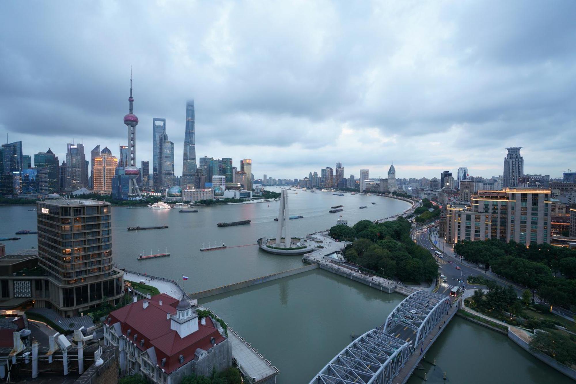 Broadway Mansions Hotel - On The Bund Shanghai Eksteriør billede